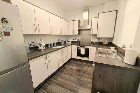 3 bedroom end of terrace house for sale, Coventry Road, Sheldon, Birmingham