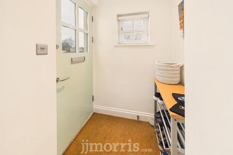 3 bedroom flat for sale, 8 St Non's Apartments, St Non's Close, St Davids, Haverfordwest, Pembs, SA62 6RG