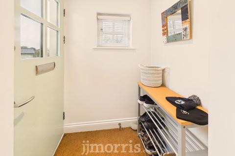 3 bedroom flat for sale, 8 St Non's Apartments, St Non's Close, St Davids, Haverfordwest, Pembs, SA62 6RG
