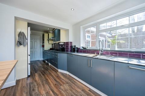 undefined, Risborough Road, Stoke Mandeville, Aylesbury