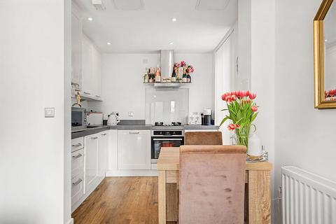 1 bedroom flat for sale, Kimmerghame Terrace, Edinburgh EH4