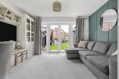 2 bedroom end of terrace house for sale, Richmond Road, Bicester, OX26