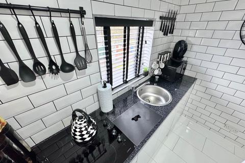 2 bedroom apartment for sale, Dean Road, Kilbirnie