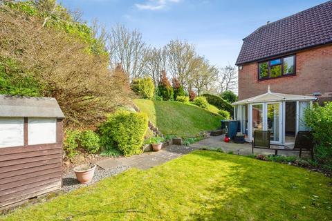 2 bedroom end of terrace house for sale, Kingswood Drive, Kirkby-in-Ashfield, Nottingham, Nottinghamshire, NG17