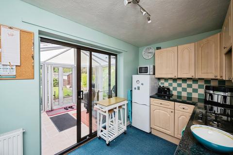 2 bedroom end of terrace house for sale, Kingswood Drive, Kirkby-in-Ashfield, Nottingham, Nottinghamshire, NG17