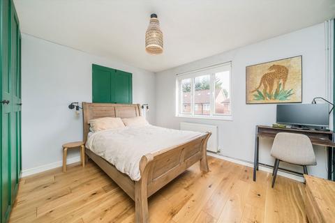 undefined, Verona Drive, Surbiton KT6