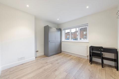 3 bedroom house to rent, Pinner Road, Harrow HA2