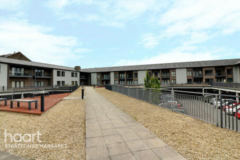 2 bedroom apartment for sale, Fire Fly Avenue, Swindon