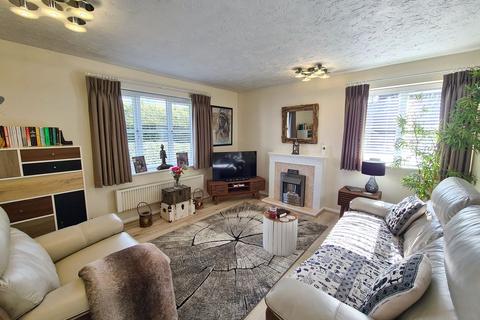 2 bedroom flat for sale, Bampton Court, Hursley Road, Chandlers Ford
