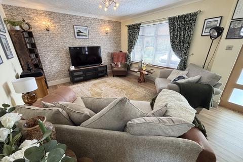 3 bedroom semi-detached house for sale, Shore Green, Thornton FY5