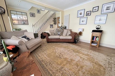 3 bedroom semi-detached house for sale, Shore Green, Thornton FY5