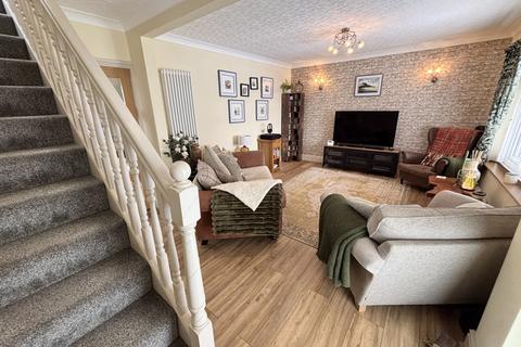3 bedroom semi-detached house for sale, Shore Green, Thornton FY5