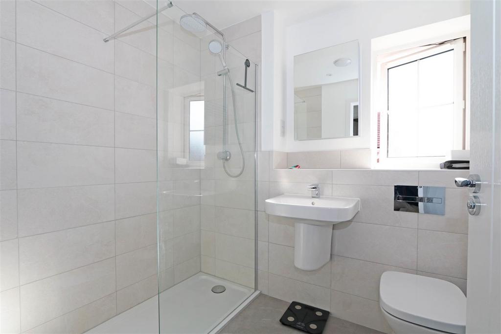 Shower room.jpg