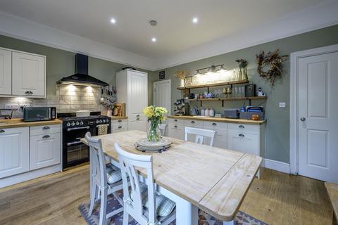 4 bedroom semi-detached house for sale, Bowling Green Road, Stourbridge, DY8 3RZ
