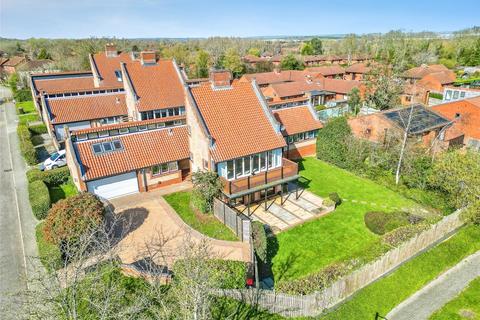 5 bedroom detached house for sale, Thorneycroft Lane, Downhead Park, Milton Keynes, Buckinghamshire, MK15