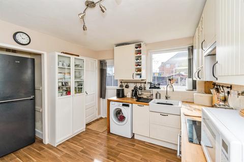 3 bedroom terraced house for sale, Magpie Lane, Eastleigh