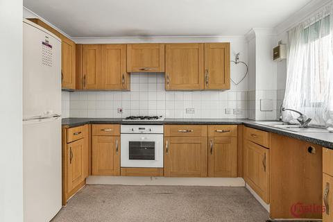 2 bedroom flat for sale, Monteagle Way, London