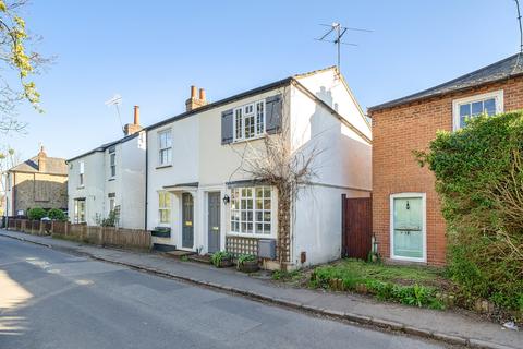 Alma Road, Esher, KT10