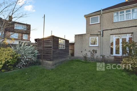 3 bedroom semi-detached house to rent, Cambridge Avenue Welling DA16