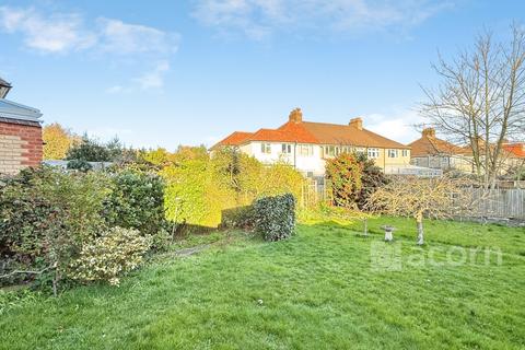 3 bedroom semi-detached house to rent, Cambridge Avenue Welling DA16