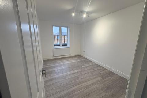 undefined, High Street, Waltham Cross, EN8