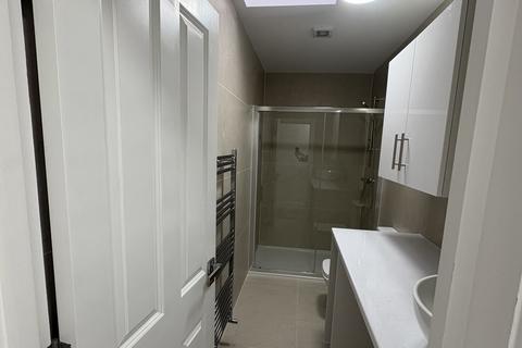 undefined, High Street, Waltham Cross, EN8