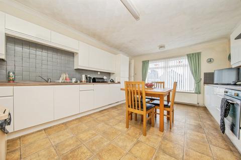 3 bedroom detached house for sale, Helston Close, Kesgrave, Ipswich