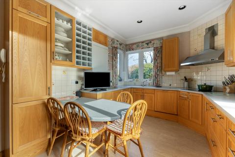 6 bedroom detached house for sale, Astra Court, Hythe, Southampton, Hampshire SO45
