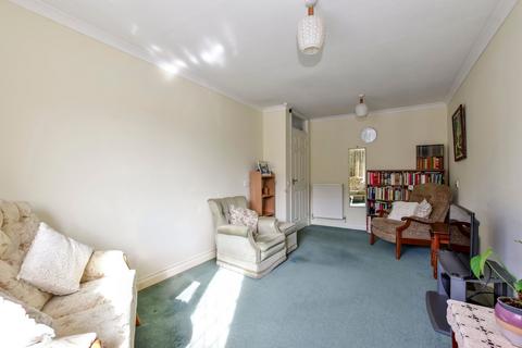 2 bedroom semi-detached bungalow for sale, De Havilland Way, Abbots Langley, WD5