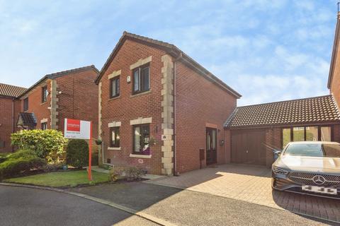 3 bedroom link detached house for sale, Locking Gate Rise, Waterhead OLDHAM, Lancashire, OL4