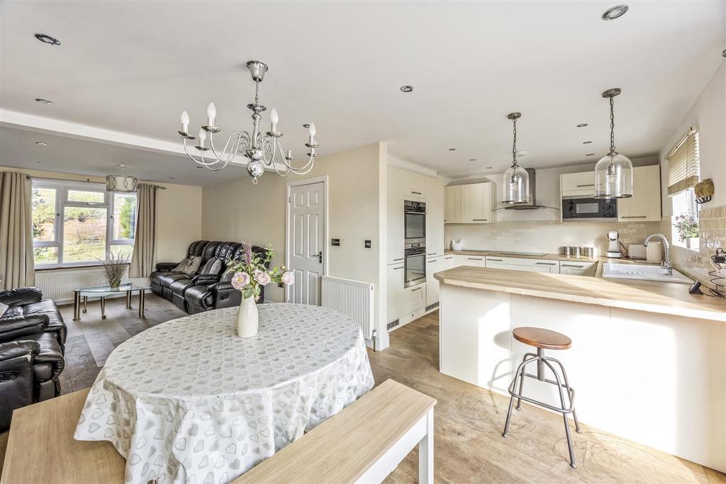 Kitchen/Living Room