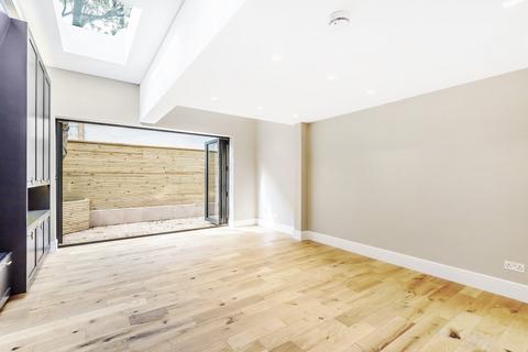 4 bedroom house for sale, Abercrombie Street, Battersea, London, SW11