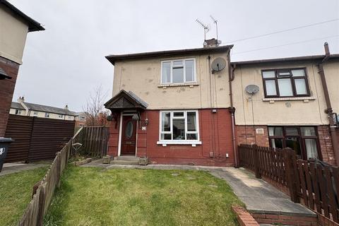 3 bedroom townhouse for sale, Copley Street, Batley