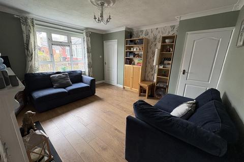 3 bedroom townhouse for sale, Copley Street, Batley