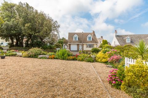undefined, La Rue Du Preel, Castel, Guernsey