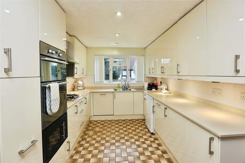 4 bedroom detached house for sale, Kingfisher Copse, Locks Heath, Southampton, Hampshire, SO31