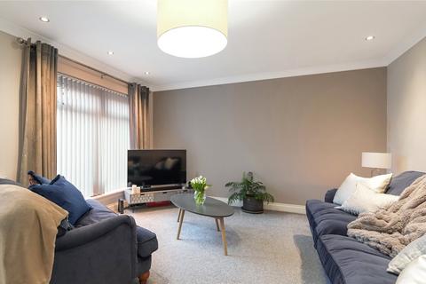 3 bedroom end of terrace house for sale, Broomlands Road, Cumbernauld, Glasgow, G67
