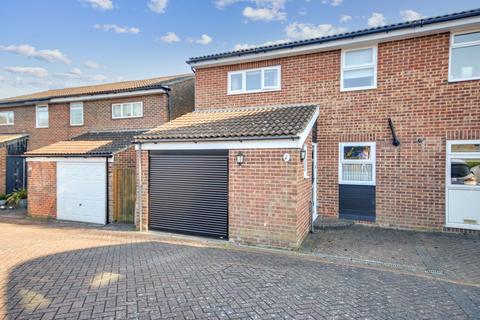 3 bedroom semi-detached house for sale, Aviary Way, Crawley Down, RH10
