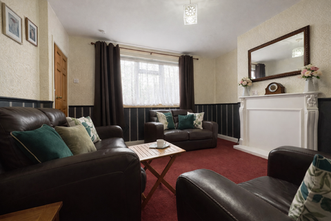 3 bedroom terraced house for sale, Ascham End, London E17