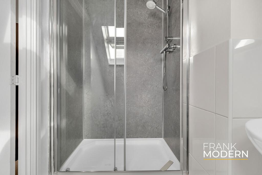 Bedroom One En-Suite