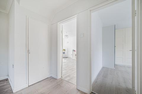 2 bedroom apartment for sale, Bexley Road, Eltham, London, SE9