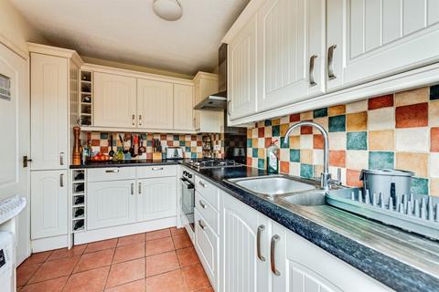 3 bedroom terraced house for sale, Cromwell Avenue, Thame