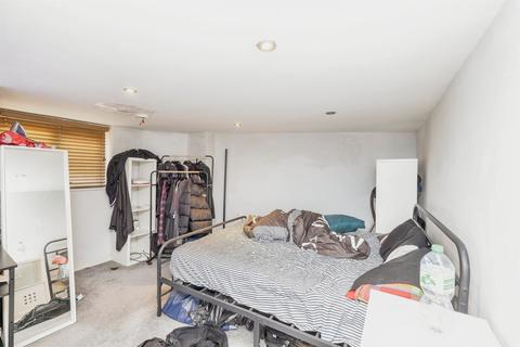 undefined, Chester Road, Watford