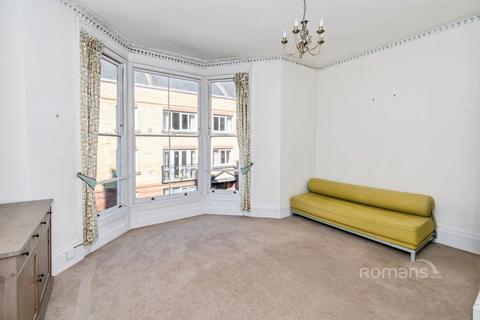Studio to rent, St. Peter Street, Winchester, Hampshire, SO23