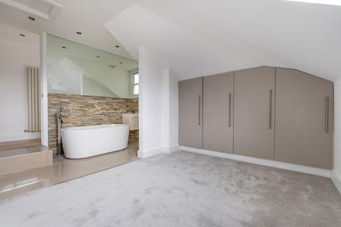 2 bedroom flat for sale, Brondesbury Road, London, NW6