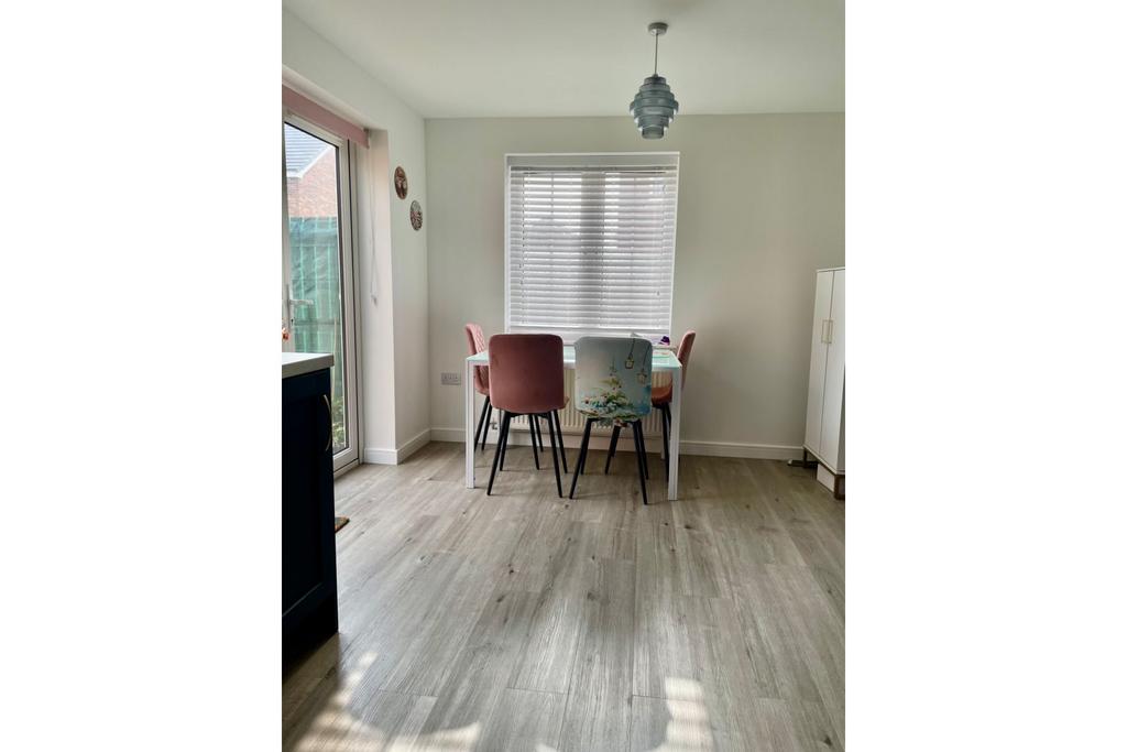 Kitchen/Dining Room