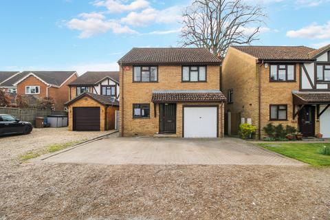 4 bedroom detached house for sale, Greens School Lane,  Farnborough, GU14