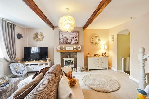 3 bedroom terraced house for sale, Main Street, BRADFORD BD15
