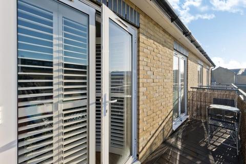 undefined, Brighton Road, Surbiton KT6