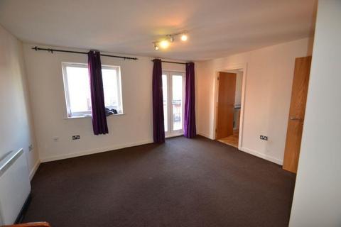 2 bedroom flat to rent, Hevingham Drive, Romford, Essex, RM6 4UA